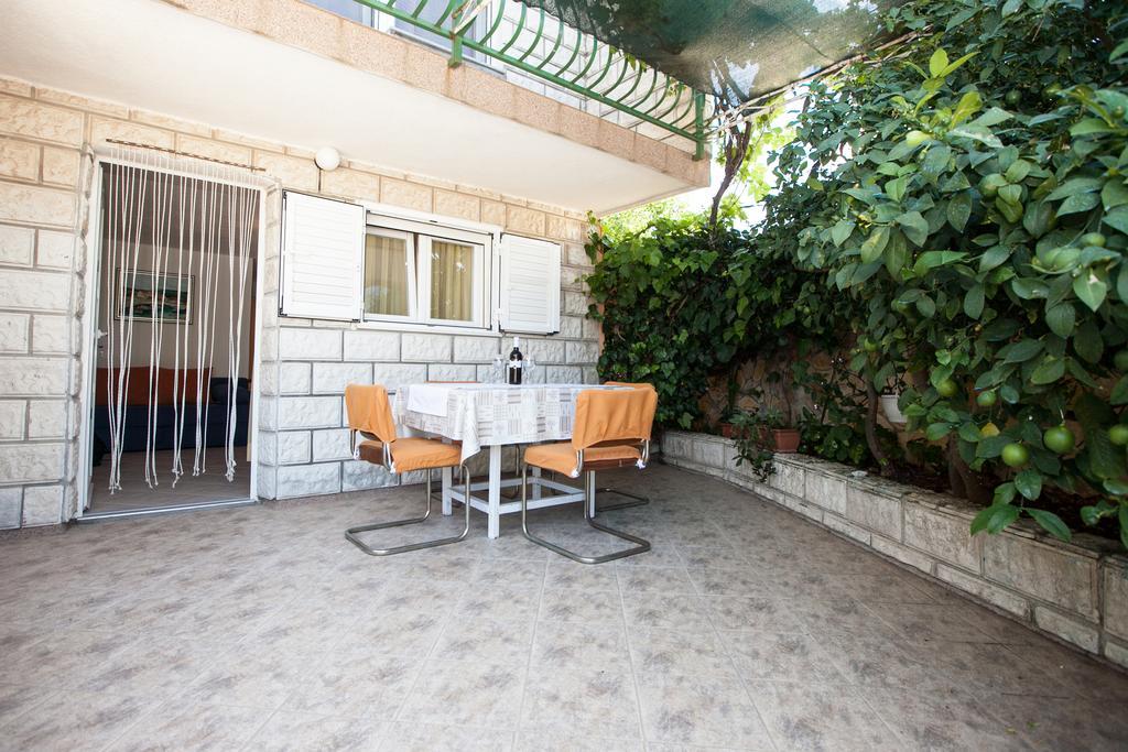 Villa Stana Vinišće Exteriör bild